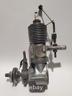 Vintage Brown Junior Motor D Model 85D52 Plane Engine Control Line Glow Airplane