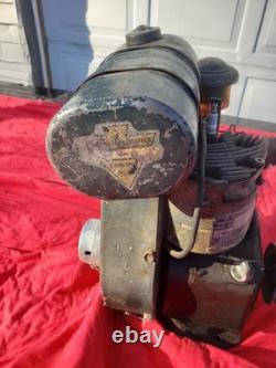 Vintage Clinton engine Model 801 Motor Carter Model N Carburetor