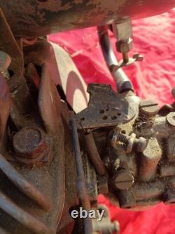 Vintage Clinton engine Model 801 Motor Carter Model N Carburetor