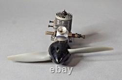Vintage Czech MVVS 3,5 CC Motor Model Airplane Engine withPropeller- Working