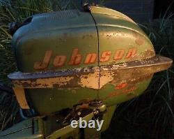 Vintage JOHNSON 5.5 Sea Horse Model CD-12 Outboard Engine Motor 5 1/2