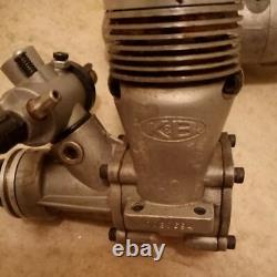 Vintage K&B 40 Model Radio Control Airplane Engine MOTOR with Muffler