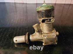 Vintage K&B Torpedo 29 Green Head Model Plane Engine Airplane 29R R/C Motor