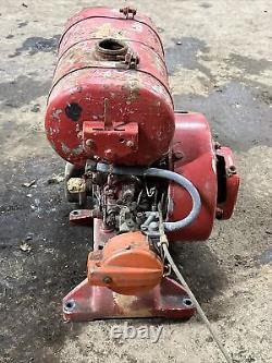 Vintage Lawn Boy  Mower Motor Buttercup / Model 112567