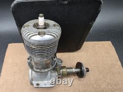 Vintage Madewell 49 Plane Motor Model Spark Ignition Engine Control Line / FF