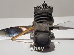 Vintage Veco 35 Motor Model Plane Engine Control Line Glow Airplane & Kavan Prop