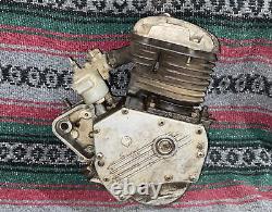 Vintage antique whizzer Schwin engine H model motor case cylinder head